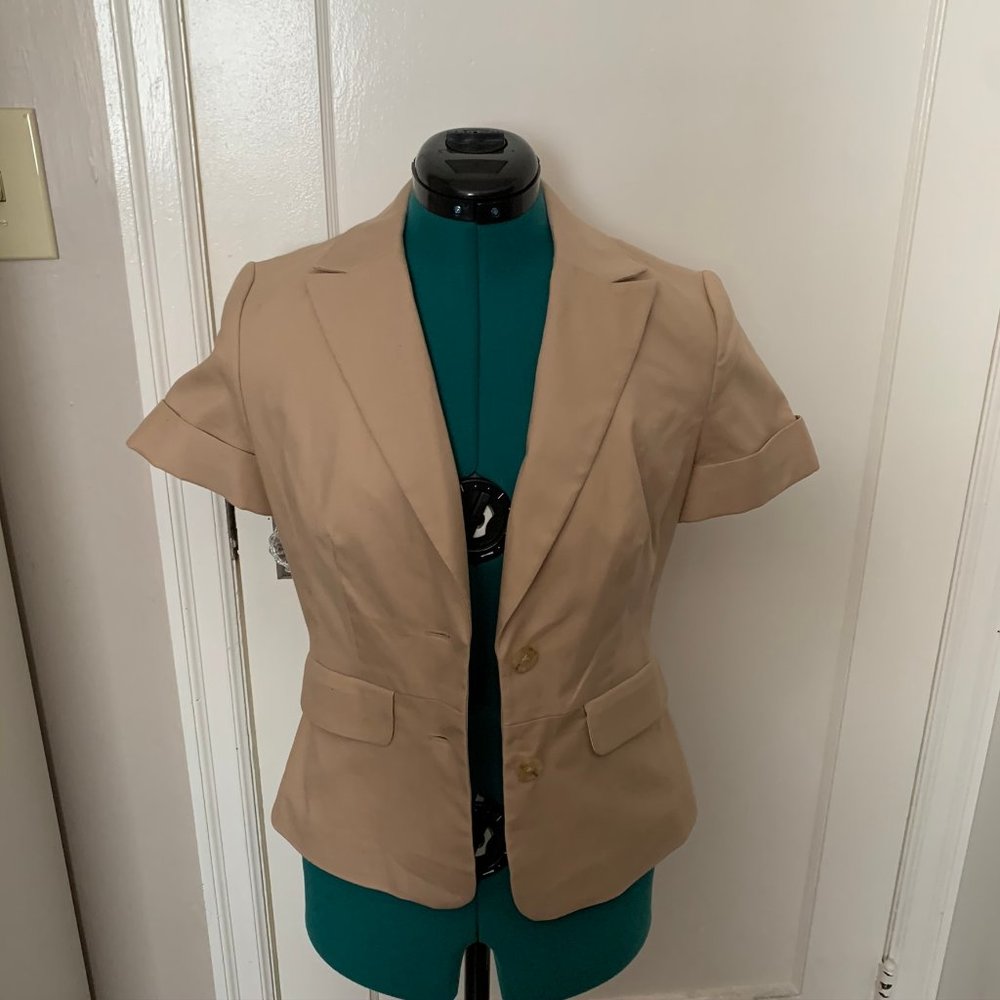 3/$30 Banana Republic Short Sleeve Blazer